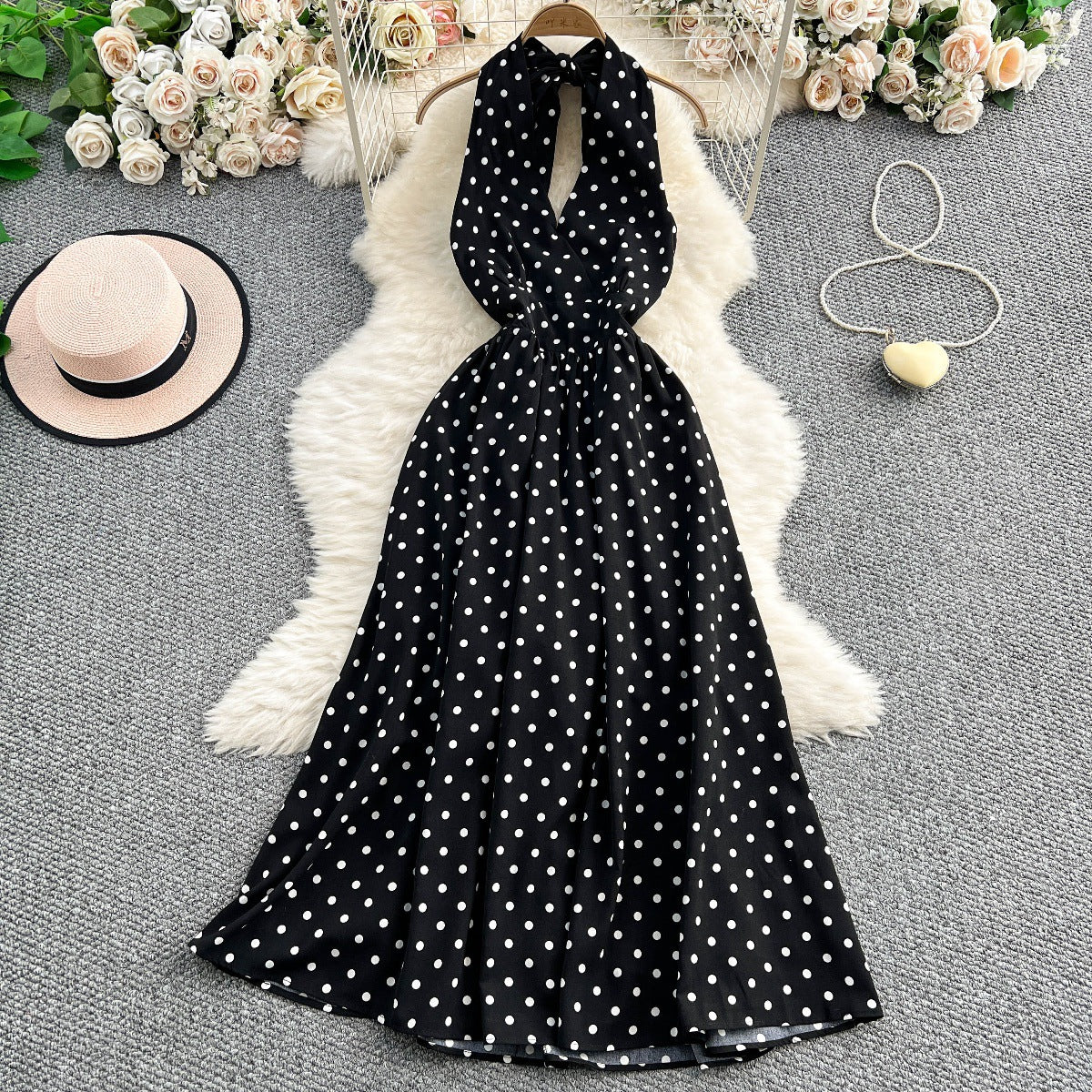 567196843-11